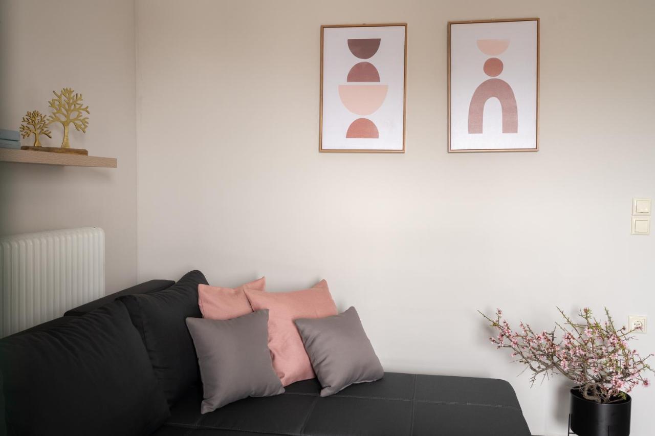 Square Apartment Kambanos Eksteriør billede